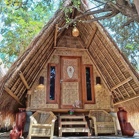 ホテル Gili Hills ギリ・トラワンガン エクステリア 写真