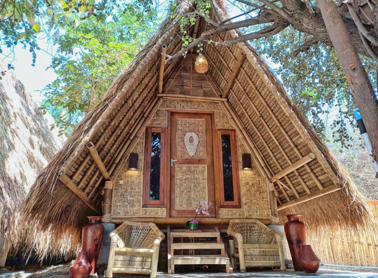ホテル Gili Hills ギリ・トラワンガン エクステリア 写真